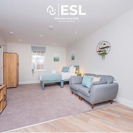 Studio 2, Second Floor Town Centre Apartment Шрусбъри Екстериор снимка