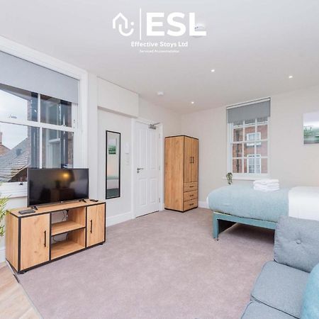 Studio 2, Second Floor Town Centre Apartment Шрусбъри Екстериор снимка